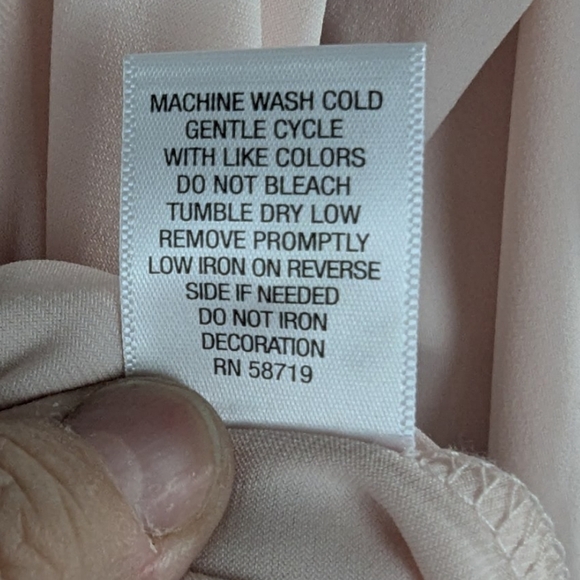 Studio Works NWT size 1X light pink blouse with rhinestones - Picture 5 of 13